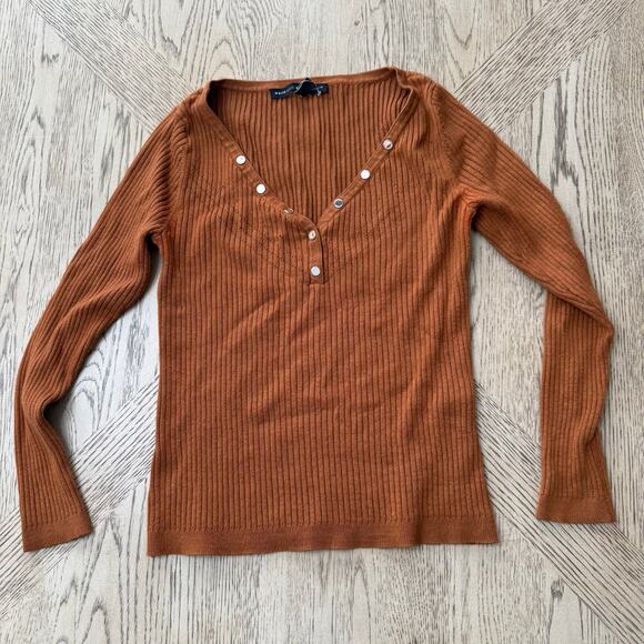 White House Black Market Rust‎ Brown V-Neck Sweater Small - Picture 2 of 9